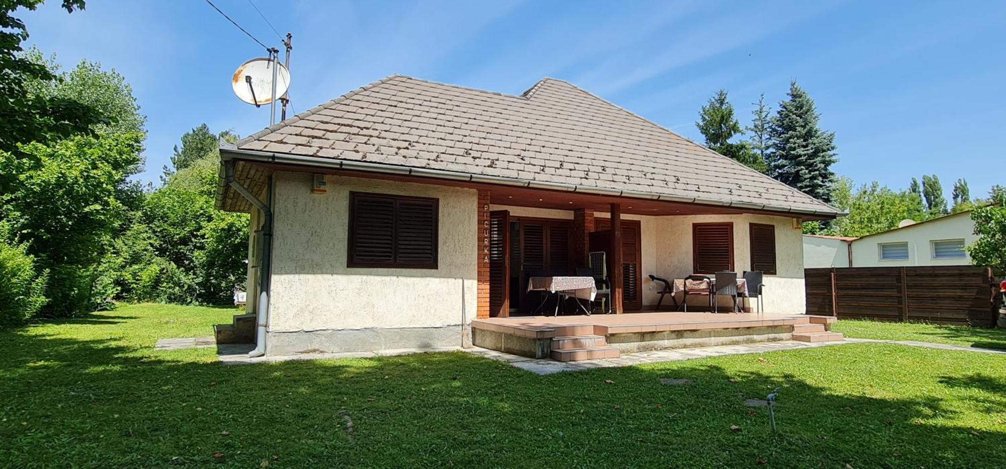 Picurka Apartman Siófok Esterno foto