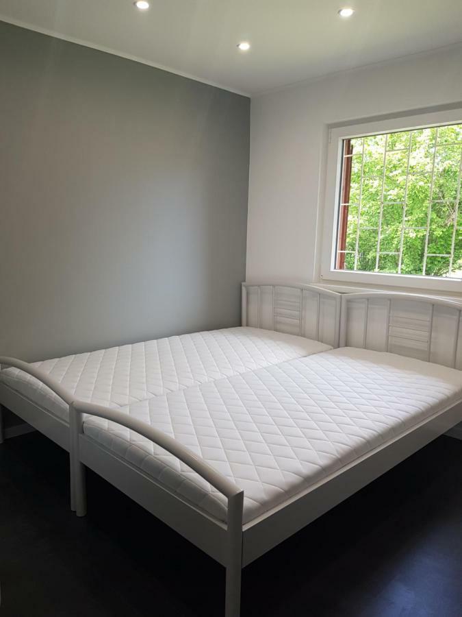 Picurka Apartman Siófok Esterno foto