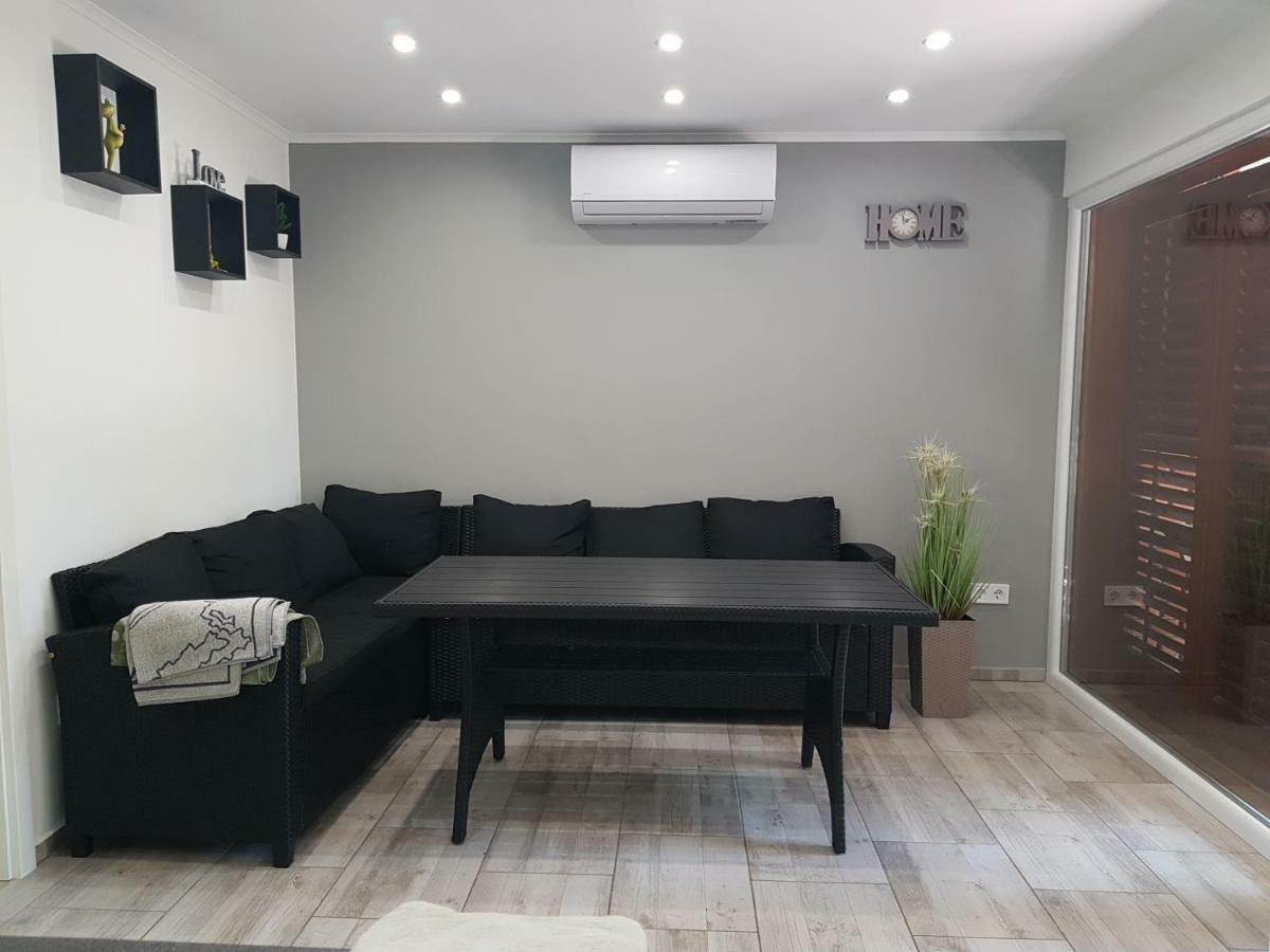 Picurka Apartman Siófok Esterno foto