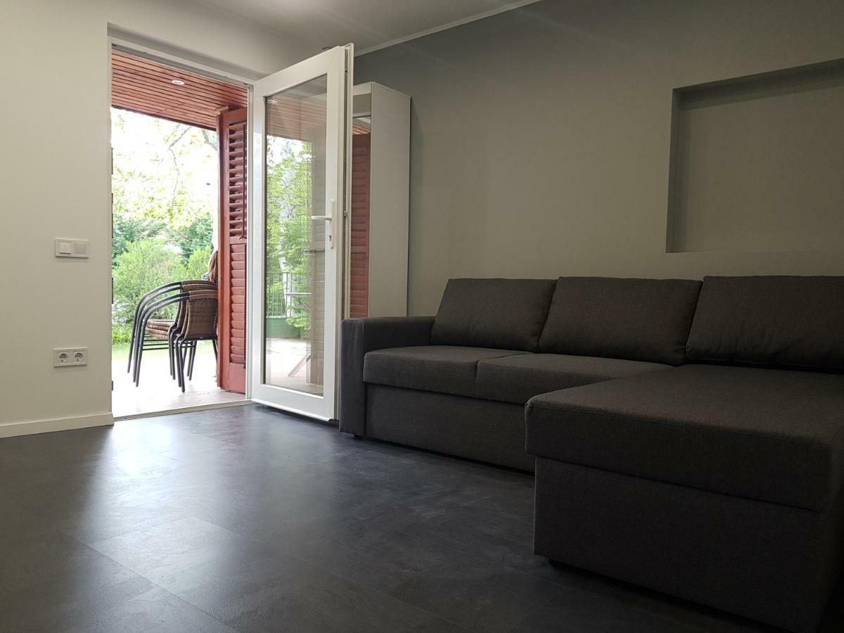 Picurka Apartman Siófok Esterno foto